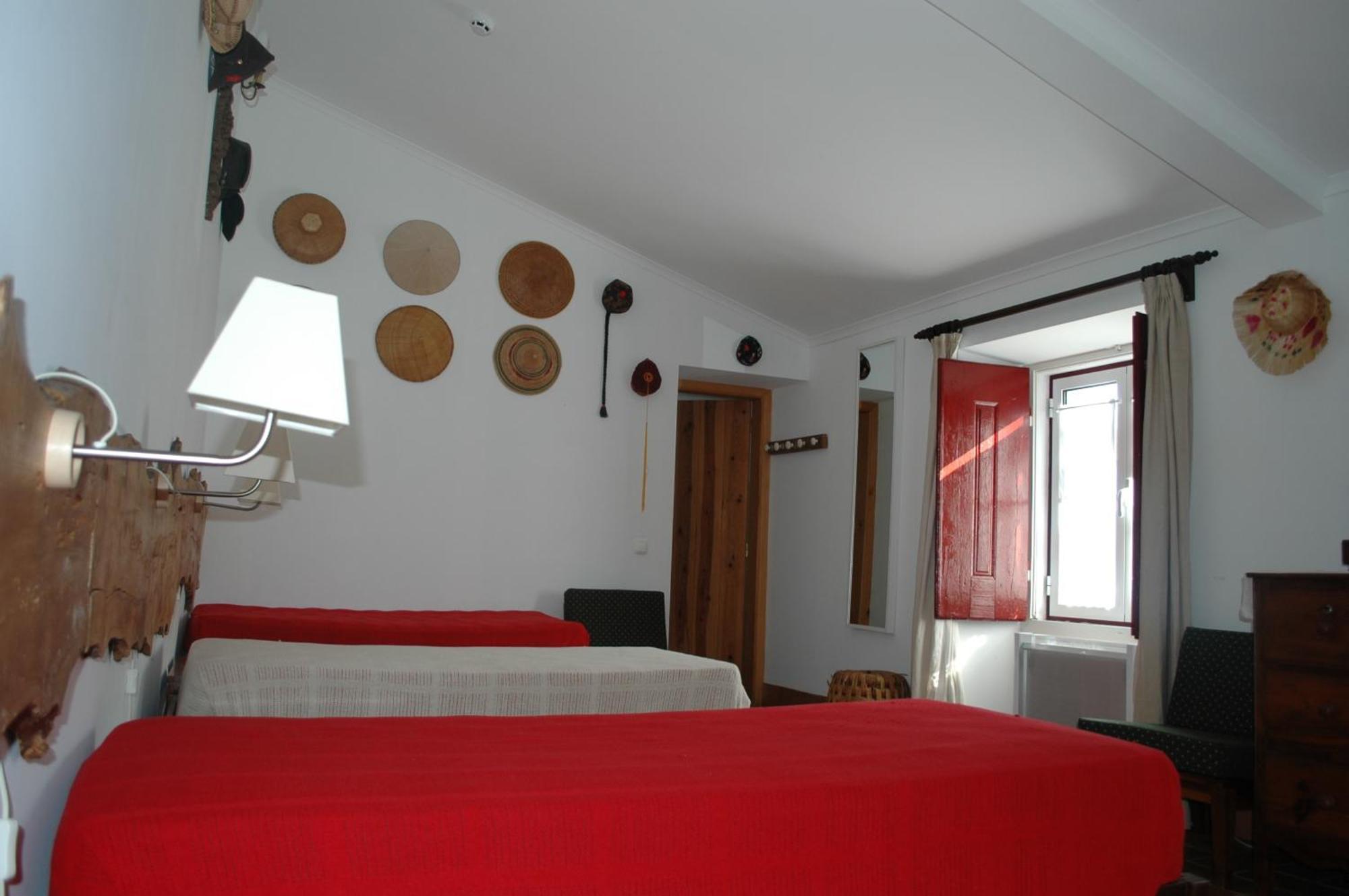 Bed and Breakfast Casa Da Tia Guida Golegã Habitación foto