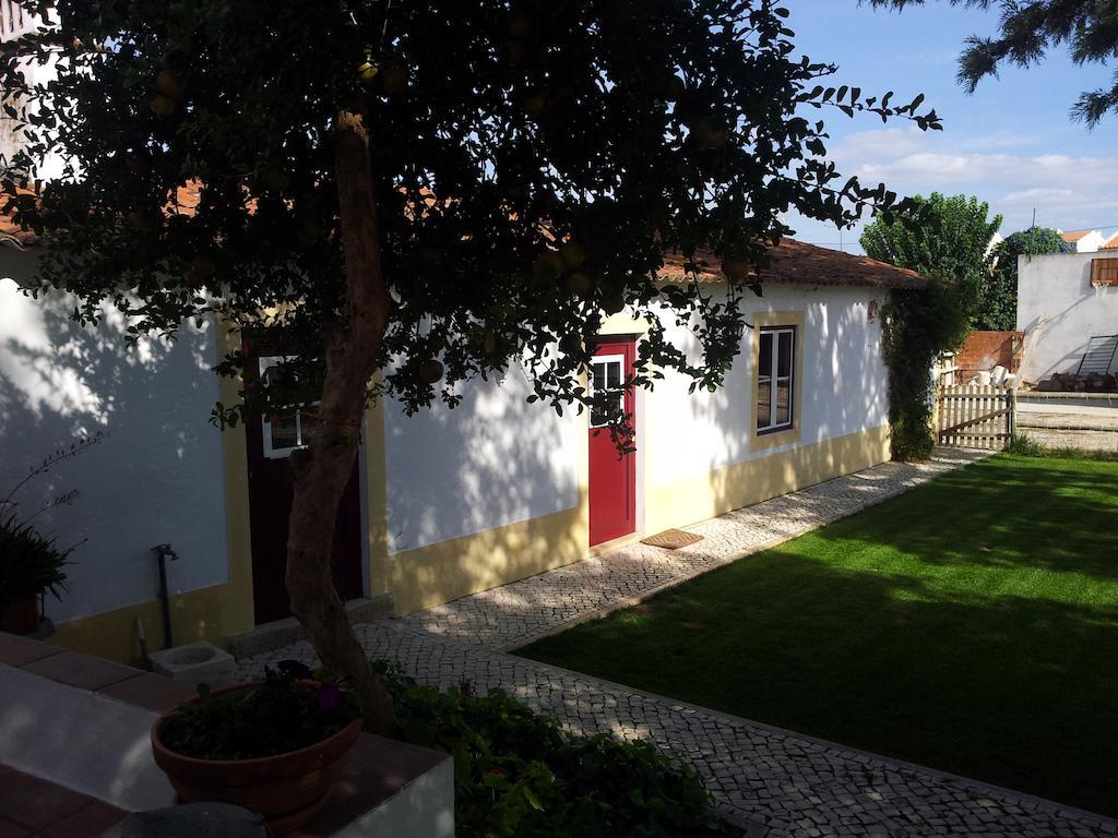 Bed and Breakfast Casa Da Tia Guida Golegã Exterior foto